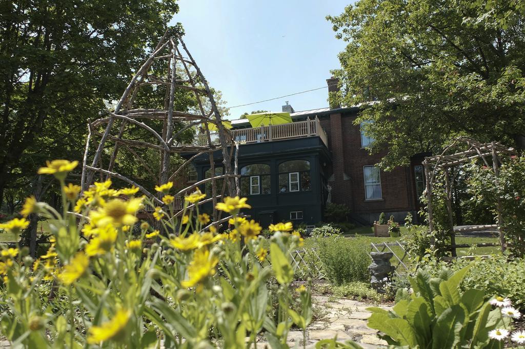 Île de Garde B&B Sherbrooke Exterior foto